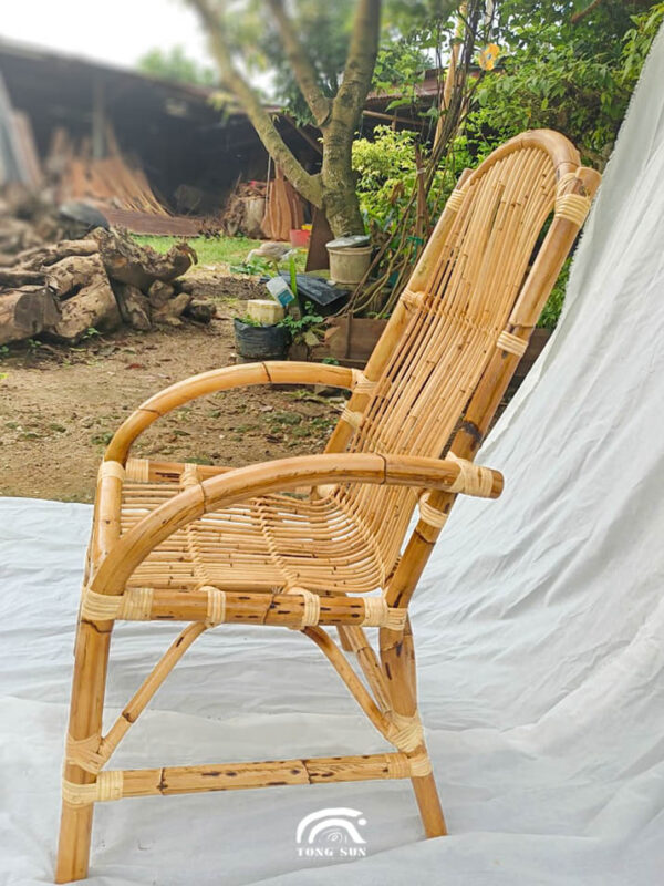 Handcrafted Manau Rattan King Lying Chair